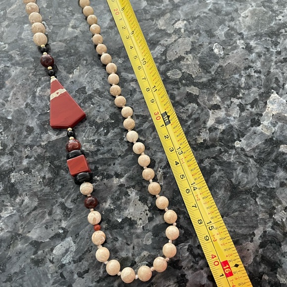 Vintage stone necklace(SW) - Picture 4 of 5